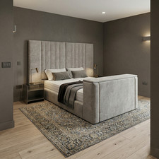 Breitwand TV-Bett in Plüsch